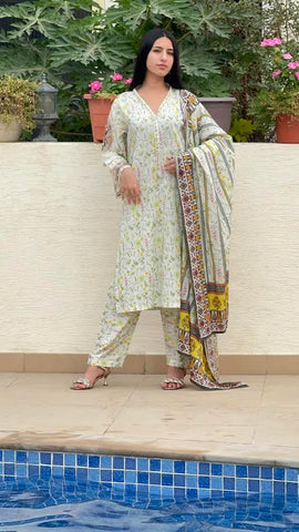 Elegant Pakistani Floral Embroidered Dress for Women – Traditional Kurti with Chiffon Dupatta, Casual and Party Wear-Large